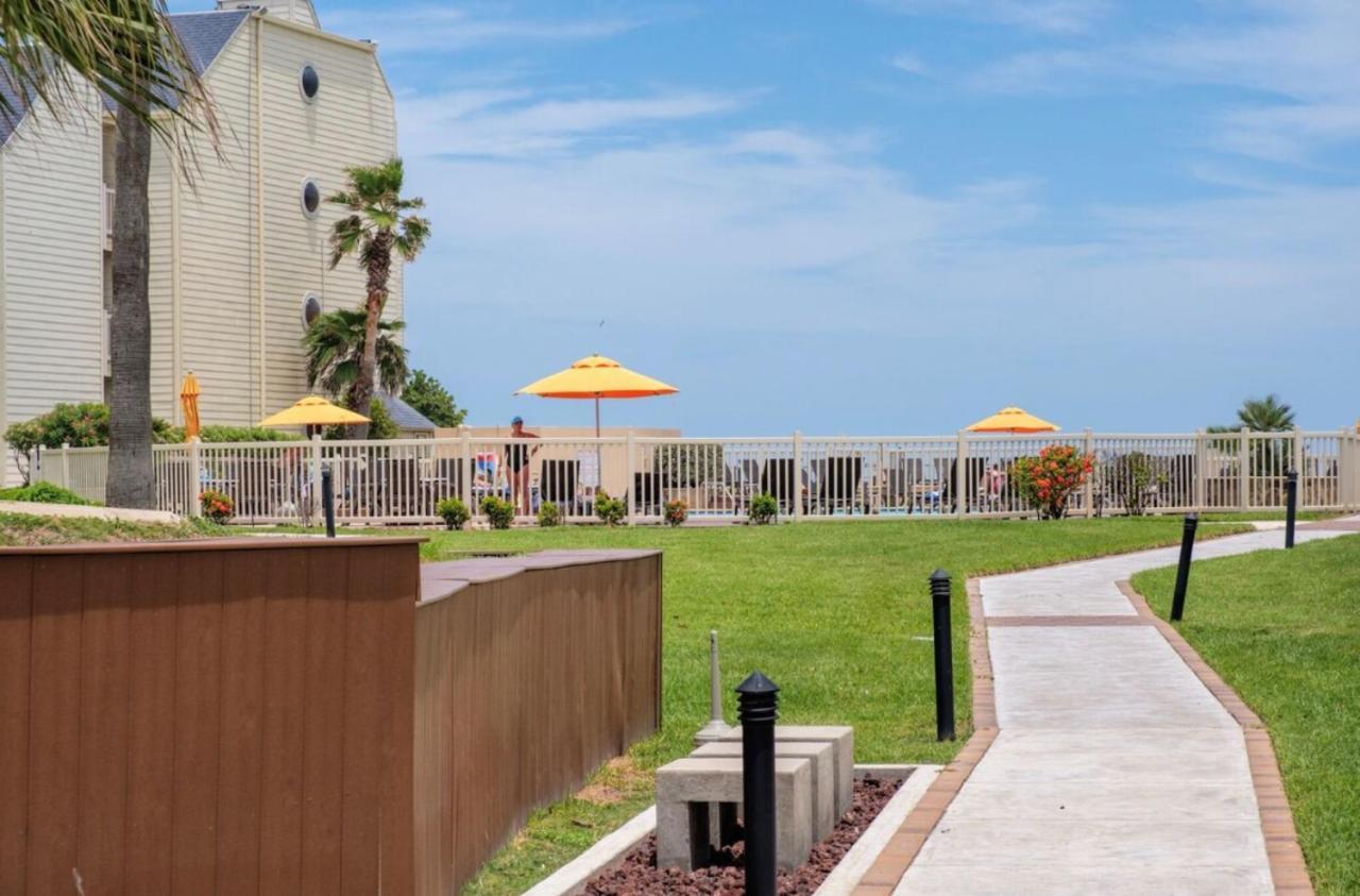 Ocean Breeze Retreat 2Bed 2Bath, Heated Pool! Apartamento South Padre Island Exterior foto