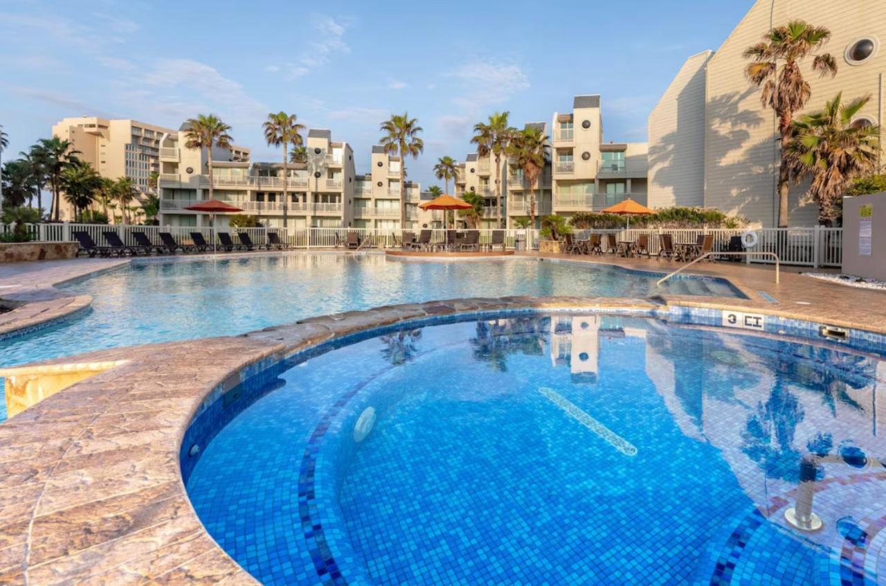 Ocean Breeze Retreat 2Bed 2Bath, Heated Pool! Apartamento South Padre Island Exterior foto