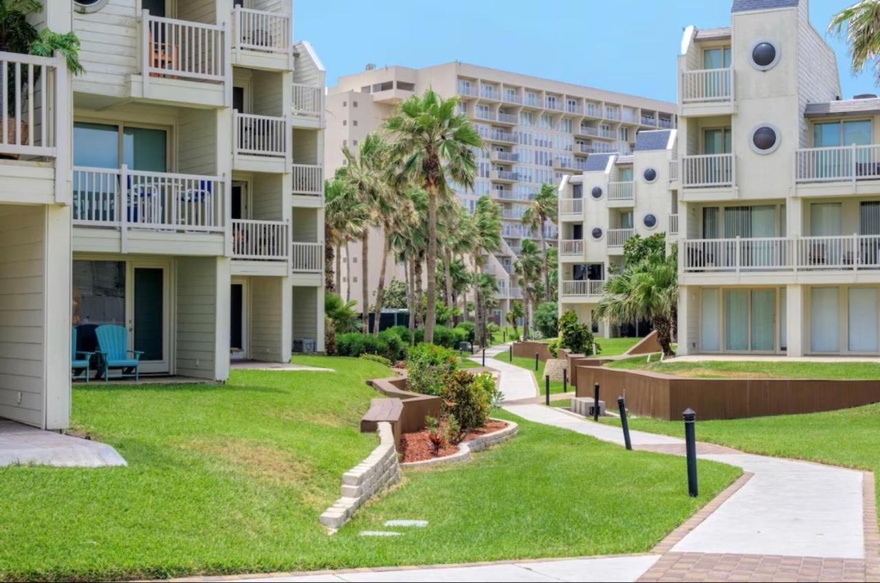 Ocean Breeze Retreat 2Bed 2Bath, Heated Pool! Apartamento South Padre Island Exterior foto