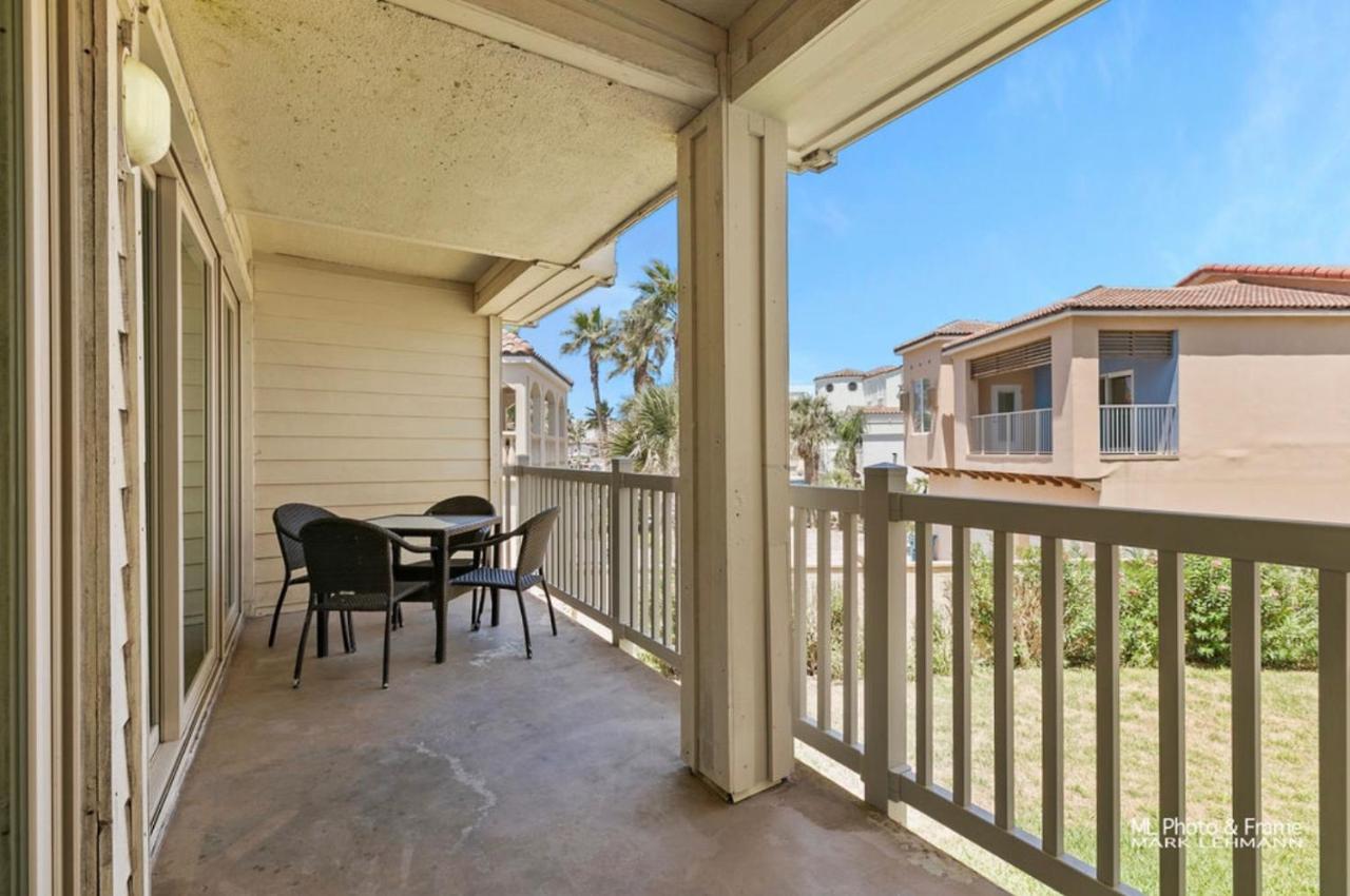 Ocean Breeze Retreat 2Bed 2Bath, Heated Pool! Apartamento South Padre Island Exterior foto